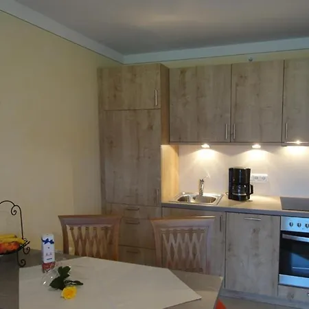 Апартаменты Haus Jaeger Mit Indoor-pool Inkl. Chiemgaukarte