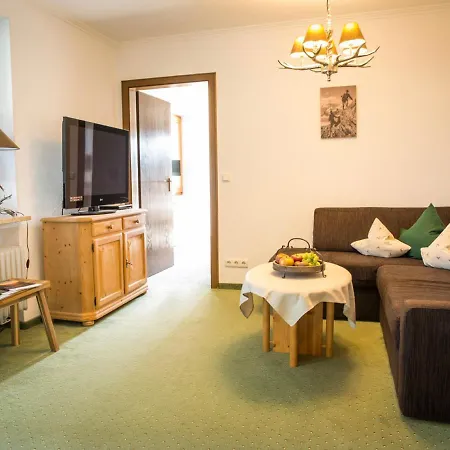 Haus Jaeger Mit Indoor-pool Inkl. Chiemgaukarte *