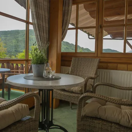 Haus Jaeger Mit Indoor-pool Inkl. Chiemgaukarte *