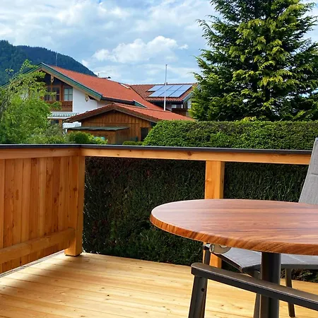 Haus Jaeger Mit Indoor-pool Inkl. Chiemgaukarte Рупольдинг