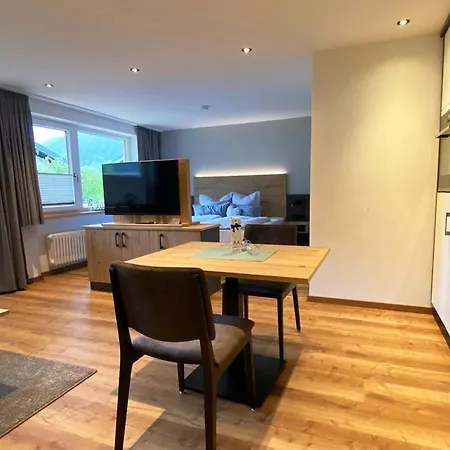 Haus Jaeger Mit Indoor-pool Inkl. Chiemgaukarte Рупольдинг